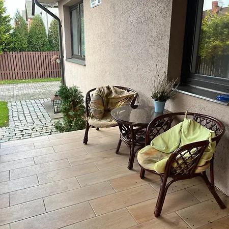 Family House ホームステイ Salacgrīva
